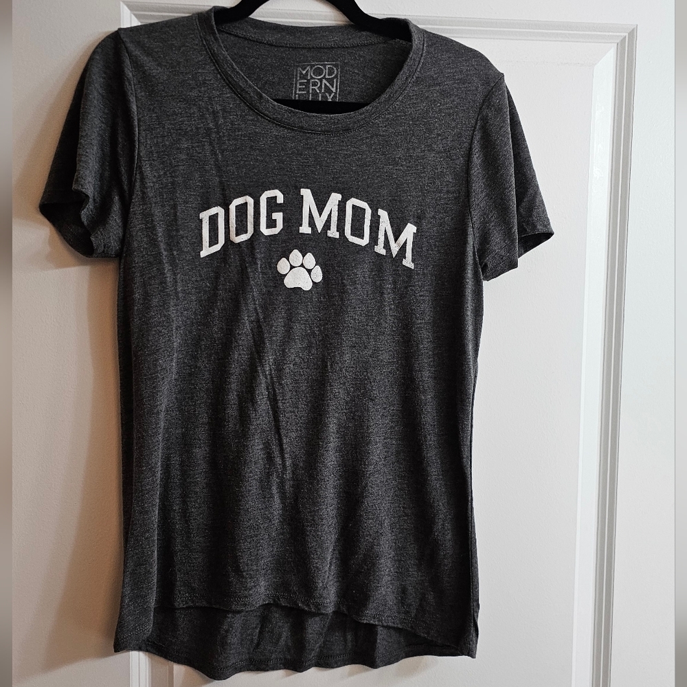 Dog Mom T-Shirt - Gray